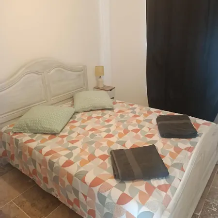 Fabuleuse Maison 2 Avec Piscine Entre Bordeaux Et Saint Emilion Willa Sadirac